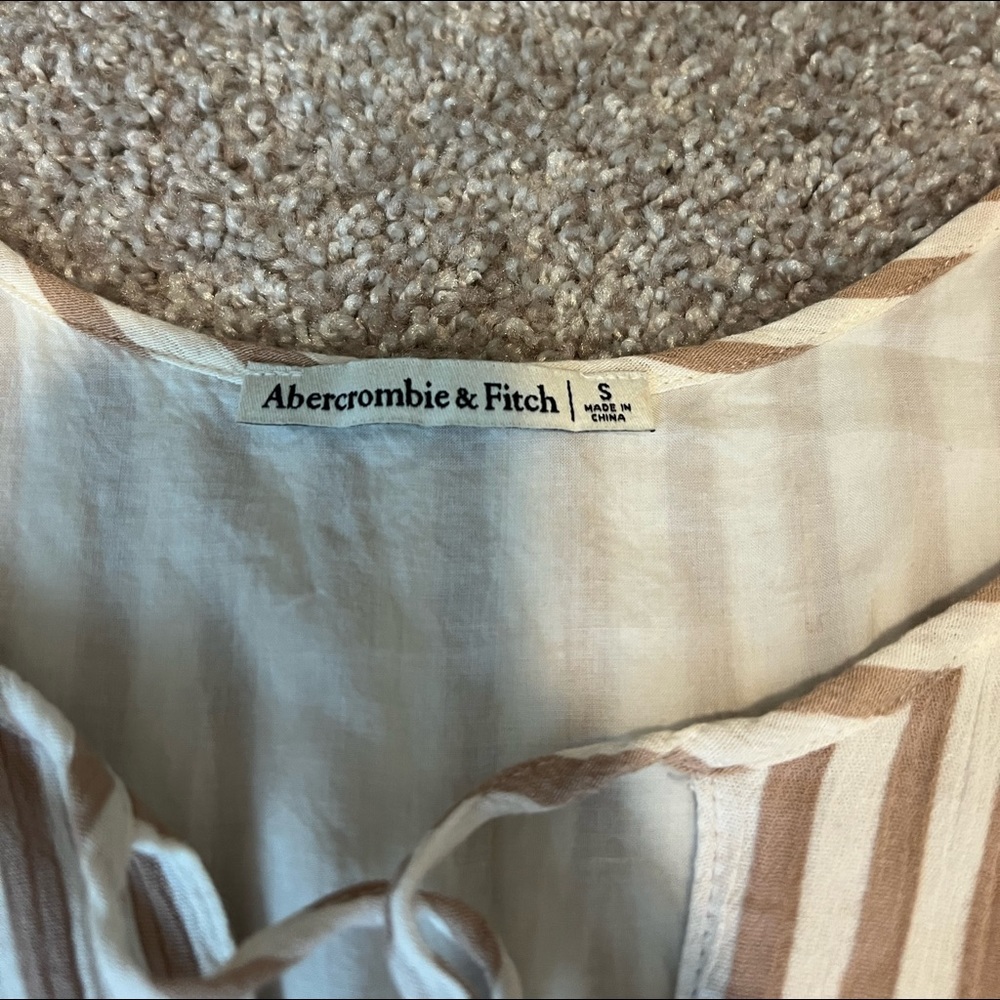 Abercrombie Stripped Peplum Top - Picture 2 of 4